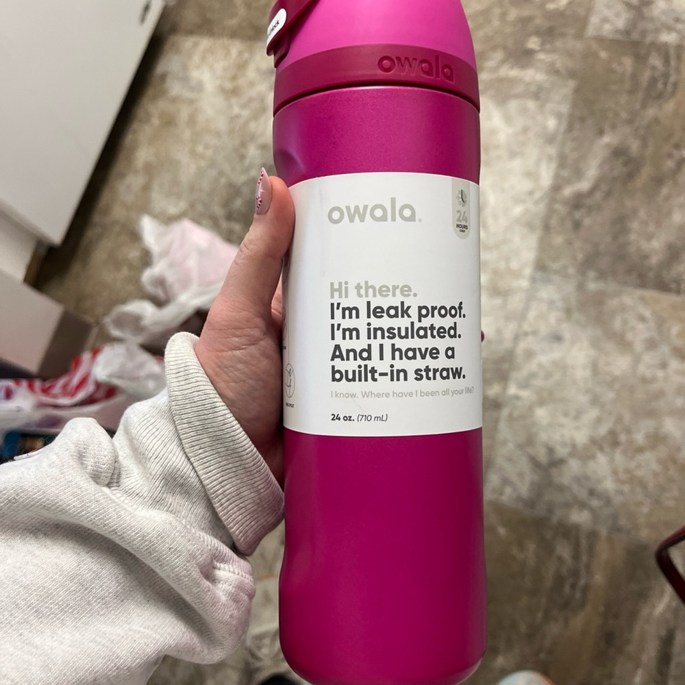 Owala Hot Pink Insulated Tumbler 24 oz NEW Read My Lips Leakproof